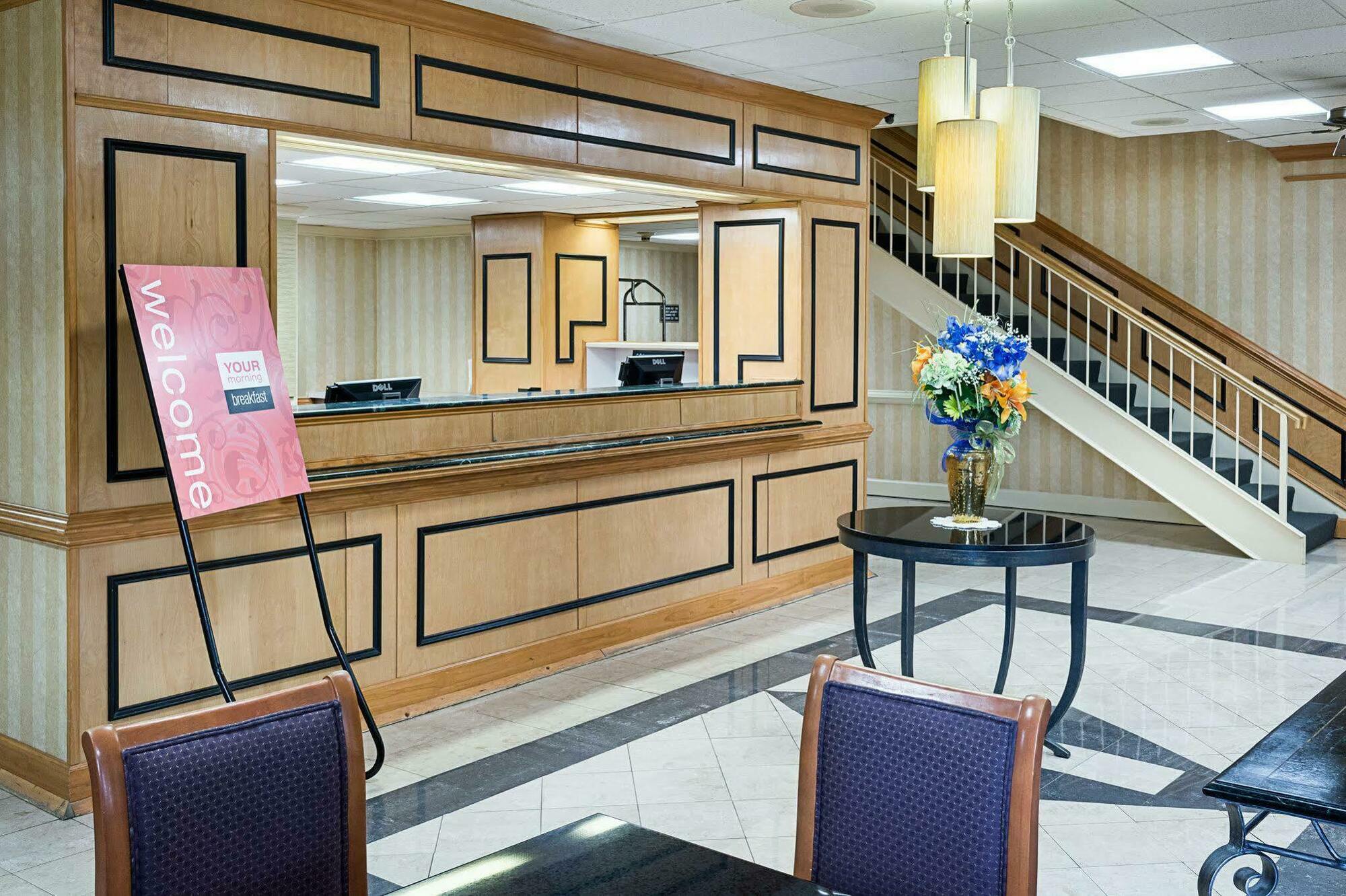 Comfort Inn Petersburg Near Fort Gregg-Adams Kültér fotó