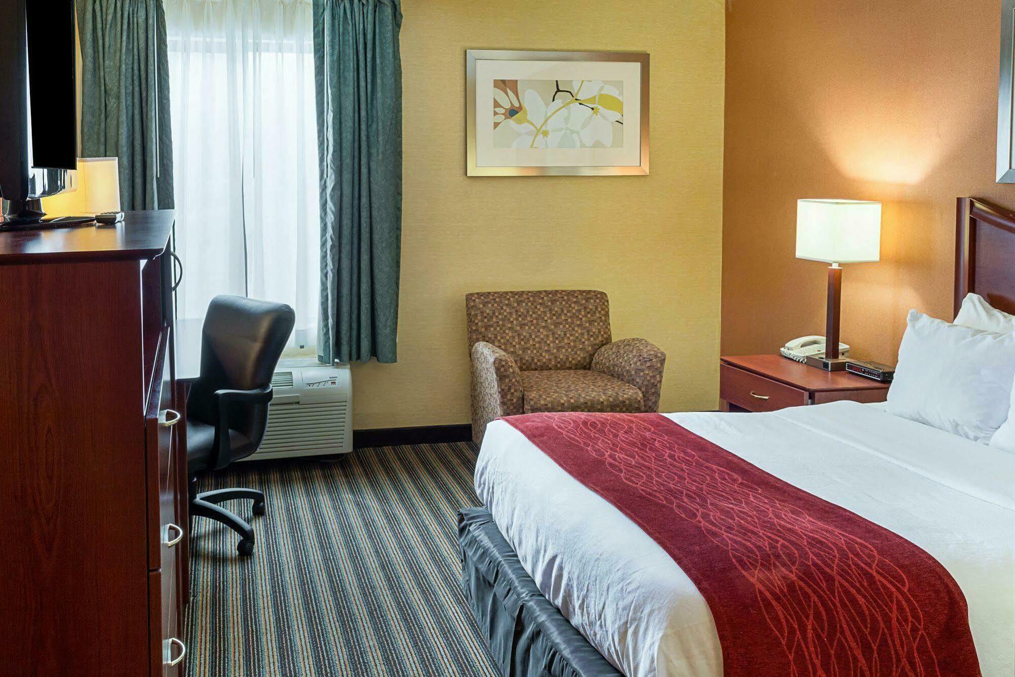 Comfort Inn Petersburg Near Fort Gregg-Adams Kültér fotó