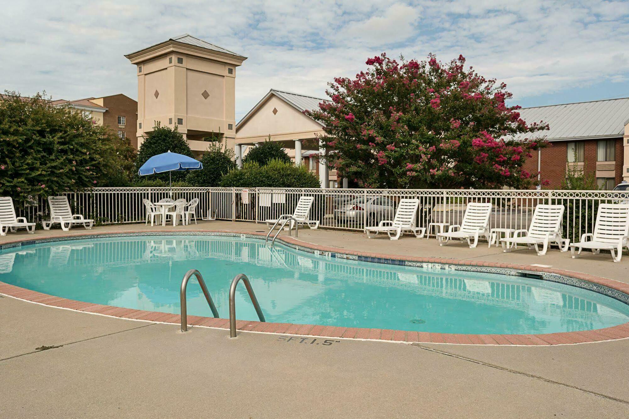Comfort Inn Petersburg Near Fort Gregg-Adams Kültér fotó